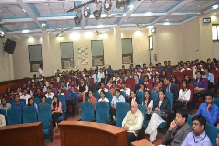 ITS UG Institute campus in Ghaziabad, Uttar Pradesh, India — photo 5