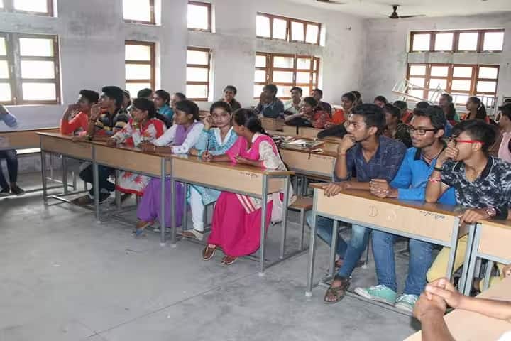 Government Degree College campus in Kangra, Himachal Pradesh, India — photo 2
