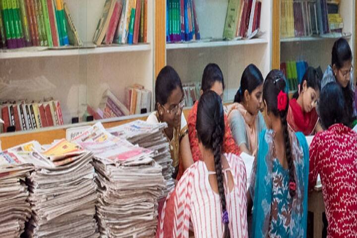 Kakatiya Mahila Degree College campus in Hanamkonda, Telangana, India — photo 5