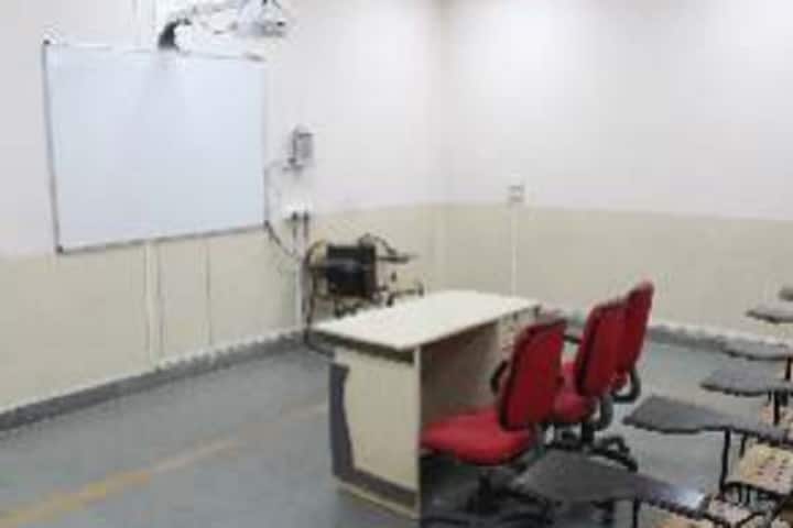 Technocrats Institute of Commerce and Science campus in Bhopal, Madhya Pradesh, India — photo 3