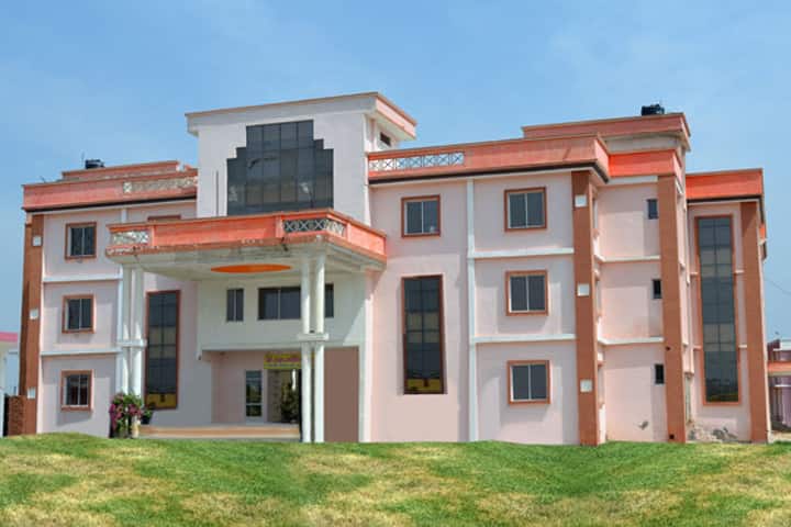 KS Nursing College campus in Gwalior, Madhya Pradesh, India — photo 1