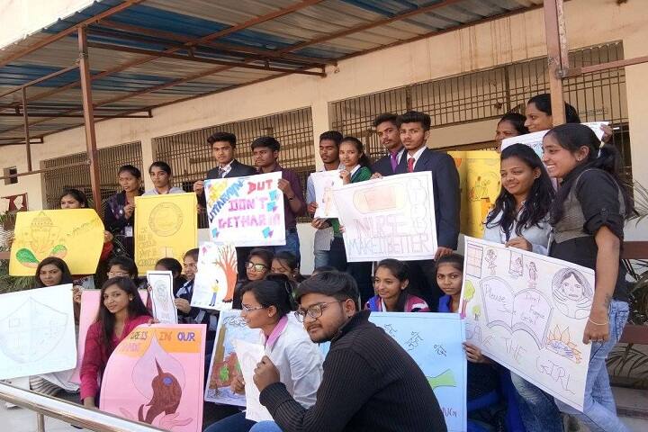 Vinayaka College of Nursing campus in Nadiad, Gujarat, India — photo 2