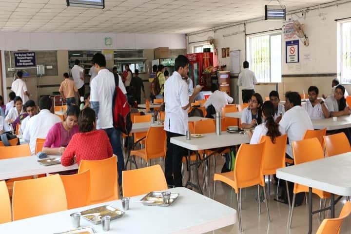 MGM Medical College and Hospital campus in Navi Mumbai, Maharashtra, India — photo 3
