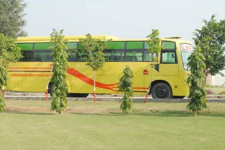 Lal Bahadur Shastri College of Higher Education campus in Bareilly, Uttar Pradesh, India — photo 4