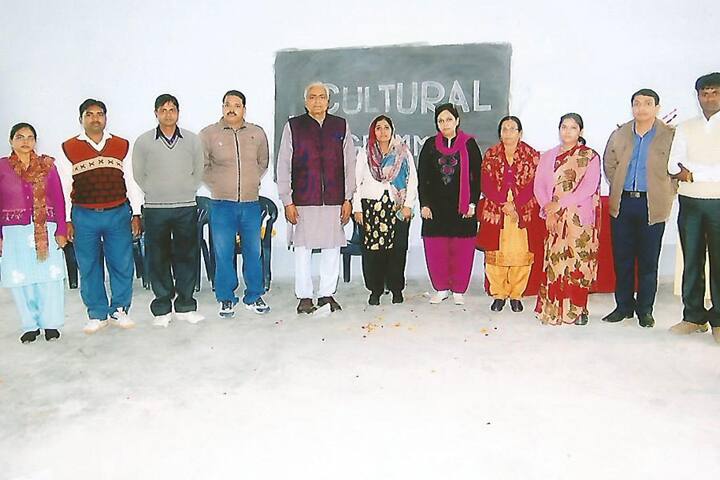Mariyam Institute of Higher Education campus in Raebareli, Uttar Pradesh, India — photo 6