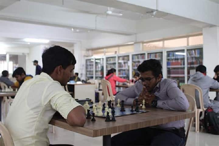 LJ Institute of Sports Management campus in Ahmedabad, Gujarat, India — photo 4