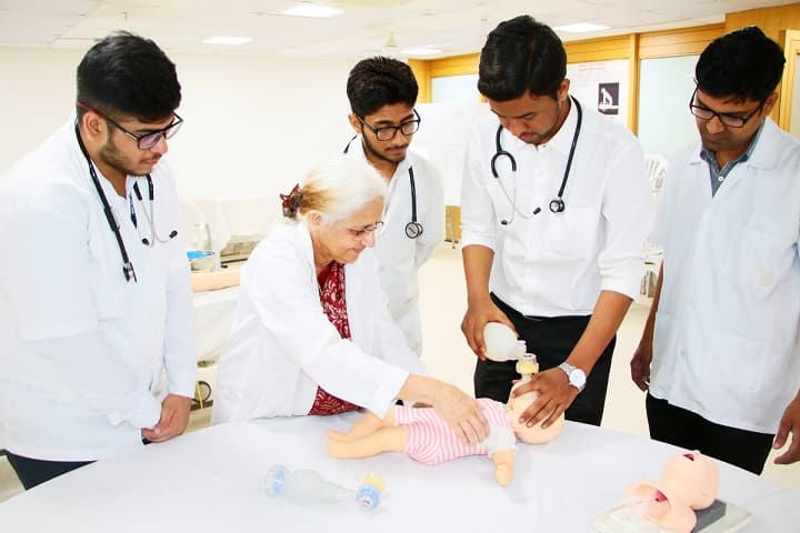 MGM Medical College campus in Aurangabad, Maharashtra, India — photo 3