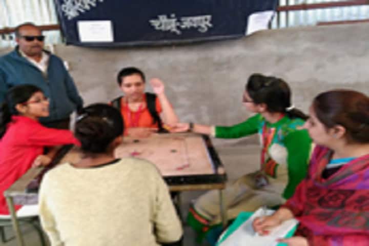 SSG Pareek PG Girls College campus in Chomu, Rajasthan, India — photo 3