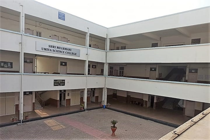Shri Meghmani Umiya Science College campus in Ahmedabad, Gujarat, India — photo 2