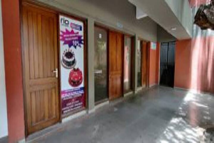 Chimanbhai Patel Institute of Journalism and Communication campus in Ahmedabad, Gujarat, India — photo 4