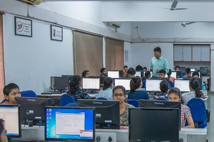 Chimanbhai Patel Institute of Journalism and Communication campus in Ahmedabad, Gujarat, India — photo 6