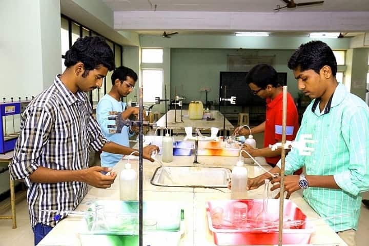 Yellamma Dasappa Institute of Technology campus in Bangalore, Karnataka, India — photo 6