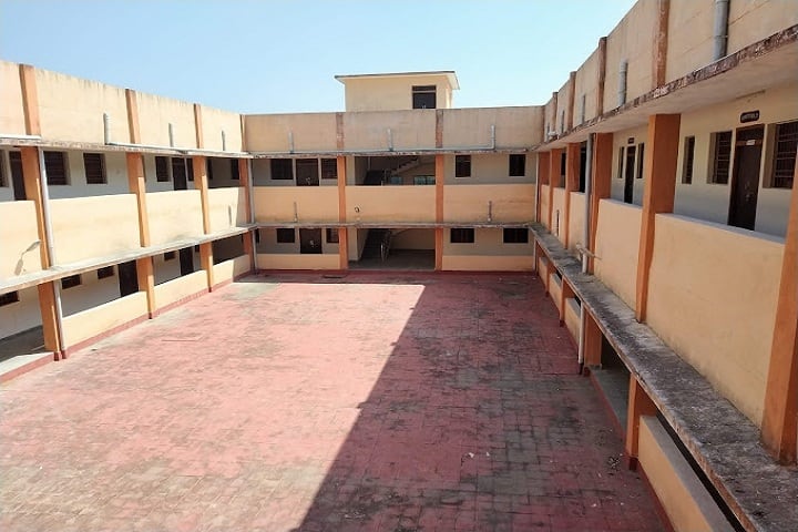 Naveen Government College campus in Mainpuri, Chhattisgarh, India — photo 2