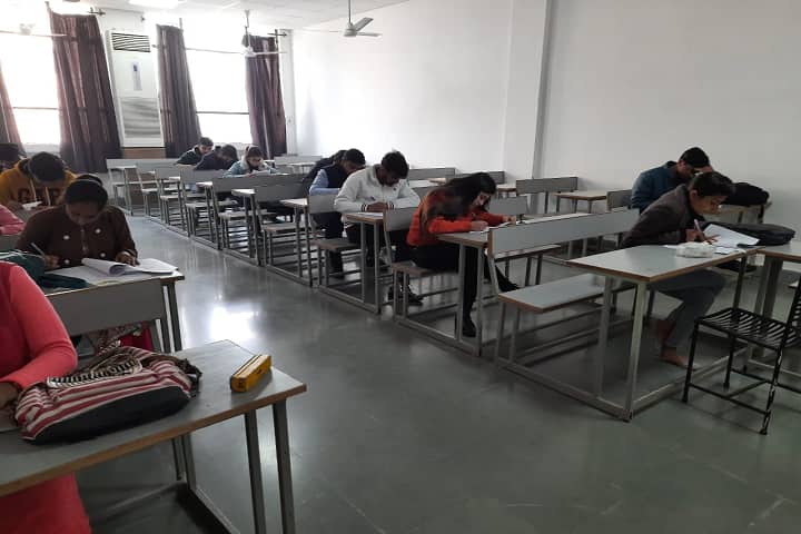 Surendra College campus in Sri Ganganagar, Rajasthan, India — photo 2