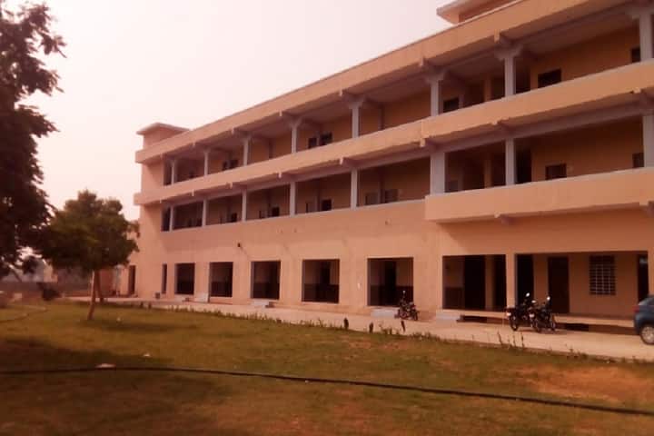 Smt Narayani Devi Girls College campus in Behror, Rajasthan, India — photo 1
