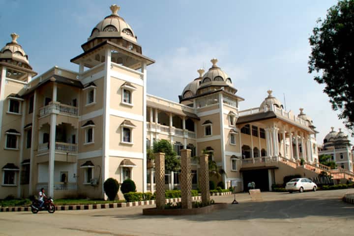 JNMC Wardha campus in Wardha, Maharashtra, India