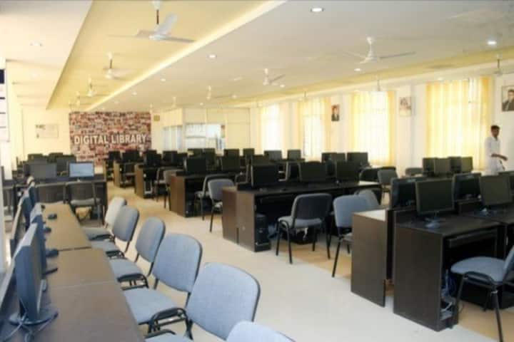 JNMC Wardha campus in Wardha, Maharashtra, India — photo 4