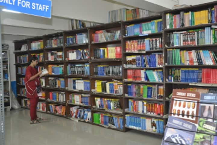 Haribhai V Desai College of Commerce Arts and Science campus in Pune, Maharashtra, India — photo 5