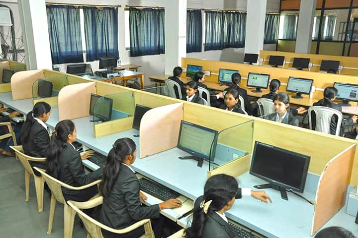 Abasaheb Garware Institute of Management Studies campus in Sangli, Maharashtra, India — photo 5