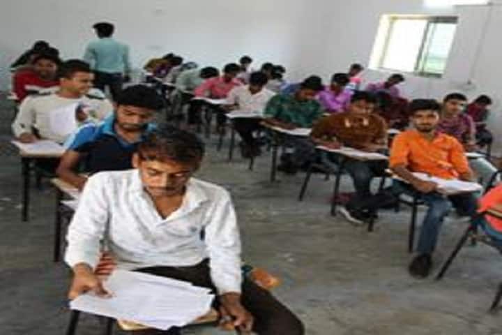 Sardar Ballabh Bhai Patel Degree College campus in Bareilly, Uttar Pradesh, India — photo 2
