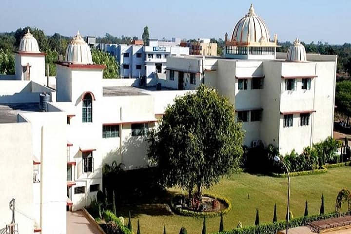 Chouksey College of Science and Commerce campus in Bilaspur, Chhattisgarh, India — photo 1