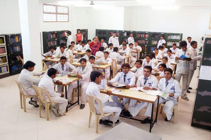 Ayushman College campus in Bhopal, Madhya Pradesh, India — photo 4