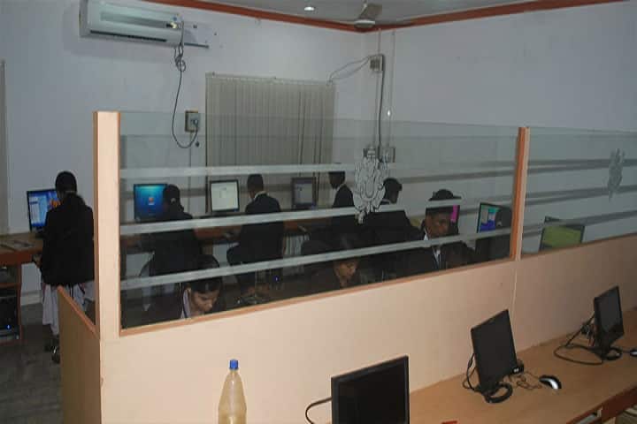 Udayanath Autonomous College of Science and Technology campus in Cuttack, Odisha, India — photo 4