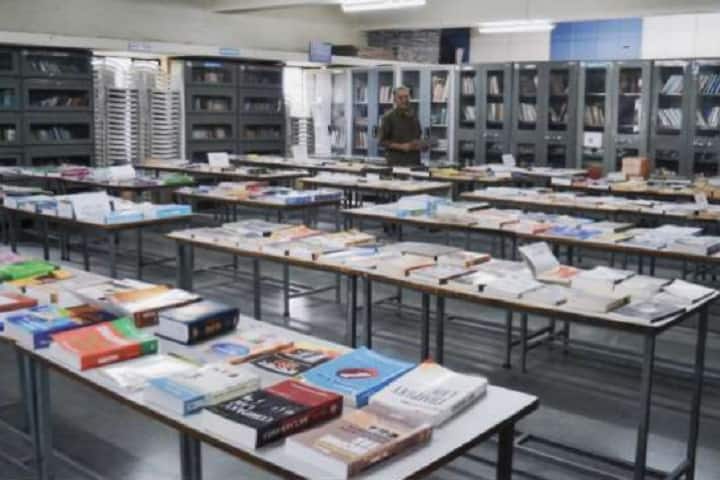Tikaram Jagannath College of Arts Commerce and Science campus in Pune, Maharashtra, India — photo 3