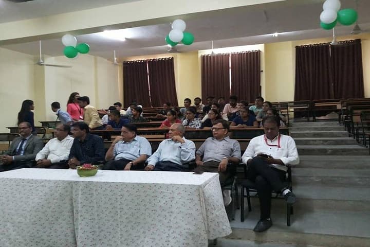 Shree MM Shah Physiotherapy College campus in Mahemdavad, Gujarat, India — photo 6