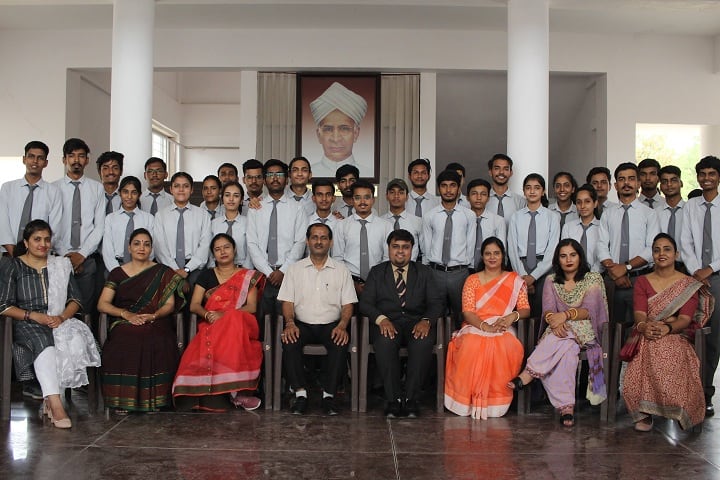 Institute of Engineering and Technology campus in Udaipur, Rajasthan, India — photo 6