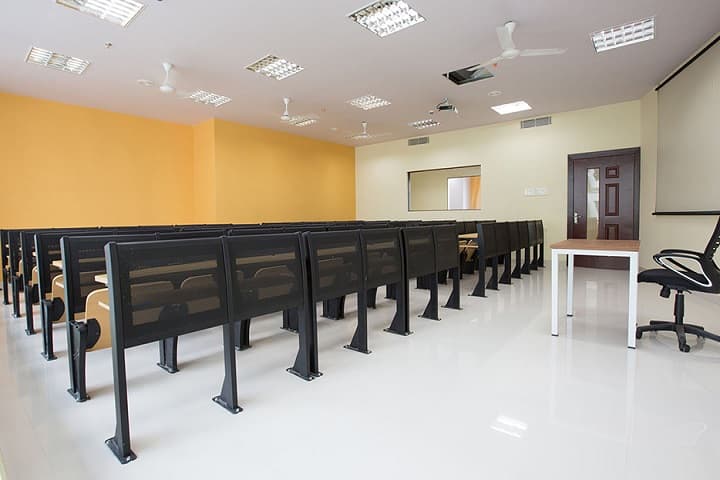Charnock Healthcare Institute College of Paramedics campus in Kolkata, West Bengal, India — photo 4