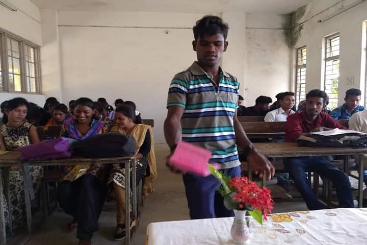 Virangna Rani Awanti Bai Lodhi Government Arts and Commerce College campus in Ramatola, Chhattisgarh, India — photo 2