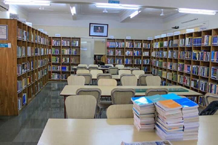 Dr Babasaheb Ambedkar College of Arts Commerce and Science campus in Chandrapur, Maharashtra, India — photo 3