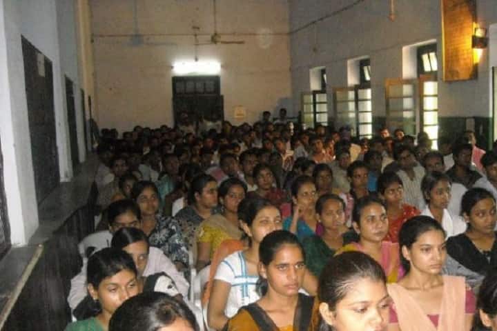 Dr Babasaheb Ambedkar College of Arts Commerce and Science campus in Chandrapur, Maharashtra, India — photo 5