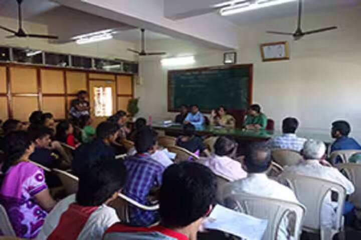 Hind Seva Parishad's Public Night Degree College campus in Mumbai City, Maharashtra, India — photo 6