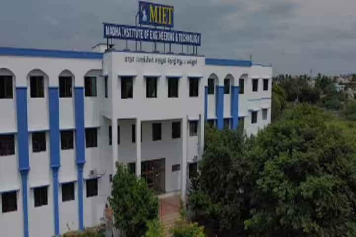 St Lourdes Engineering College campus in Chennai, Tamil Nadu, India — photo 1