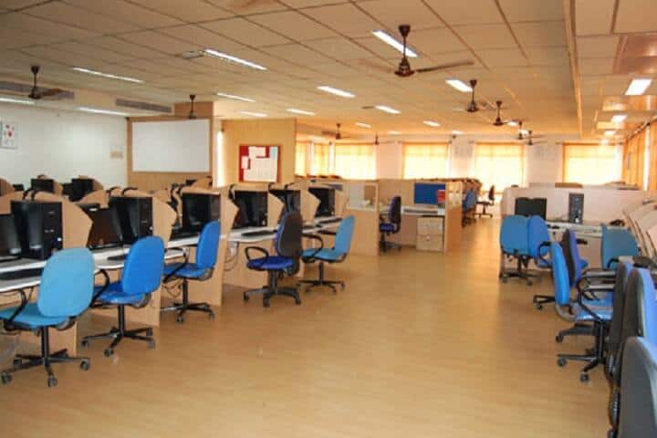 St Lourdes Engineering College campus in Chennai, Tamil Nadu, India — photo 2