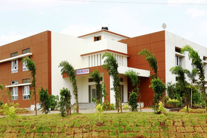 Sethu Bhaskara Agricultural College and Research Foundation campus in Sivaganga, Tamil Nadu, India — photo 1