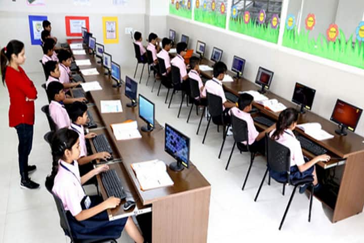 Paramhans Babua Ji Girls Educational Institute campus in Deoria, Uttar Pradesh, India — photo 1
