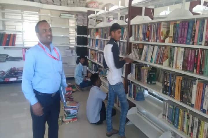 NKSPT Junior Arts Science and Commerce College campus in Aurangabad, Maharashtra, India — photo 3