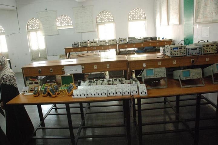 Nawab Shah Alam Khan College of Engineering and Technology campus in Hyderabad, Telangana, India — photo 5