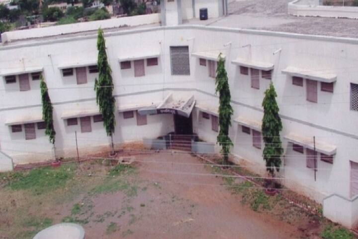 Dayanand Science College campus in Latur, Maharashtra, India — photo 5