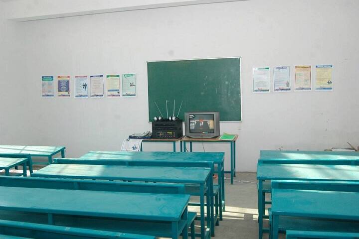 S Padmavathy Polytechnic College campus in Tiruchirappalli, Tamil Nadu, India — photo 4