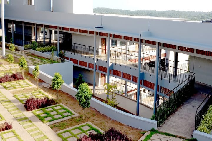 KR'S Sree Narayana College campus in Malappuram, Kerala, India — photo 3
