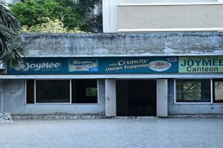 SNDT Women's University Law School campus in Mumbai, Maharashtra, India — photo 4