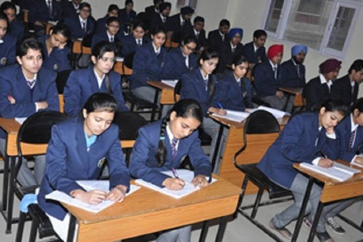 Khalsa College of Pharmacy and Technology campus in Amritsar, Punjab, India — photo 3