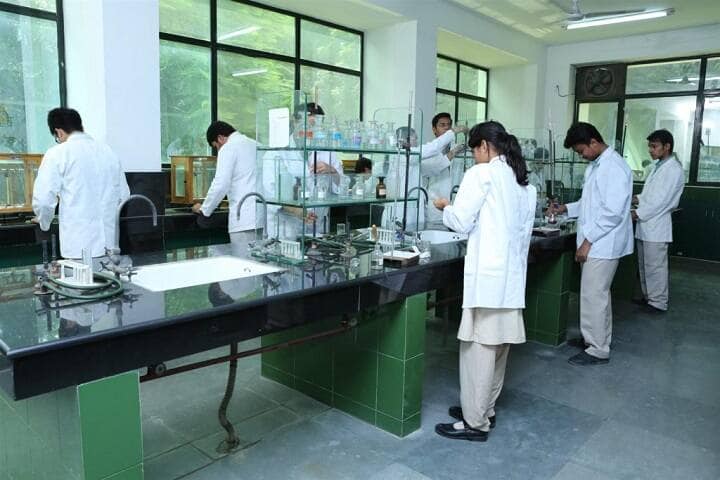 Niranjan Singh Mahavidyalaya campus in Unnao, Uttar Pradesh, India — photo 3