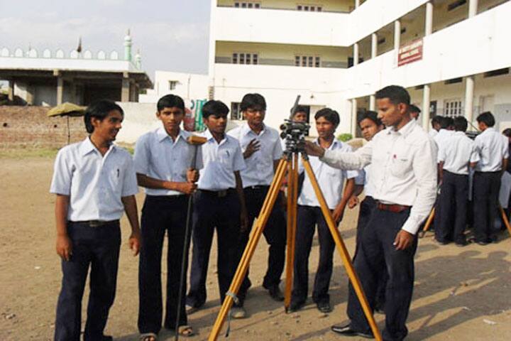Shetty Polytechnic College campus in Gulbarga, Karnataka, India — photo 4