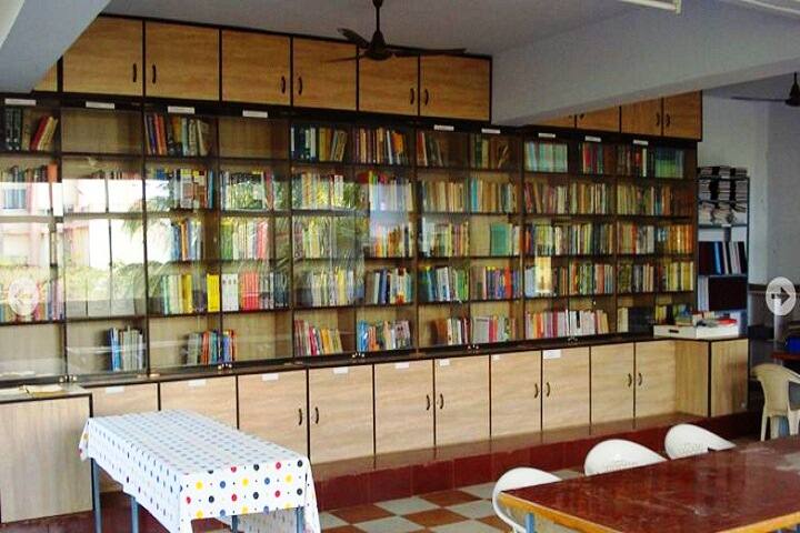 RS Shetty College of Commerce campus in Dharwad, Karnataka, India — photo 2