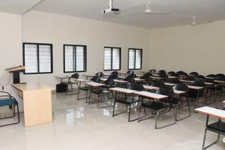 Vishwakarma Global Business School campus in Pune, Maharashtra, India — photo 4